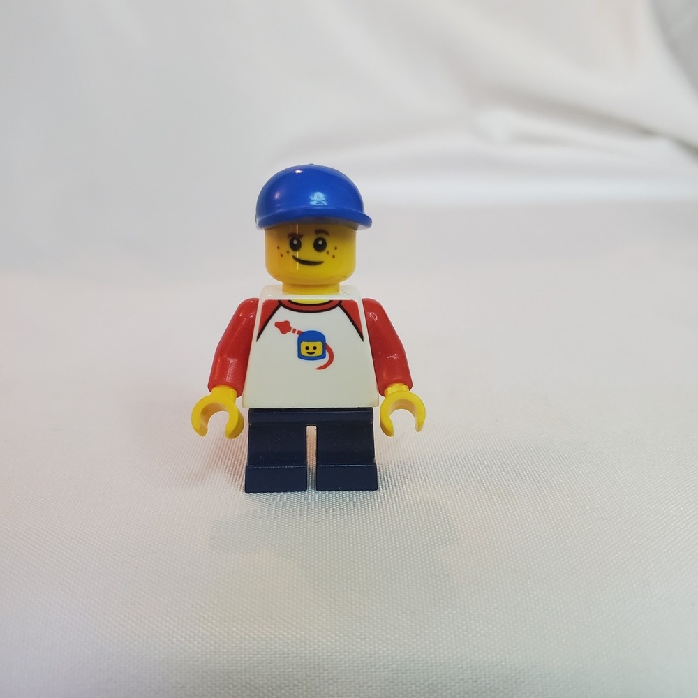 LEGO‎ Town City Minifig Boy Classic Space Logo on Torso Blue Hat Dark Blue Legs